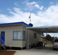 Holiday House Clermont - Tourism Canberra