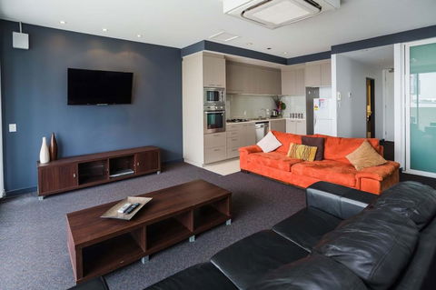 Honeysuckle Executive Suites - Tourism Canberra 3