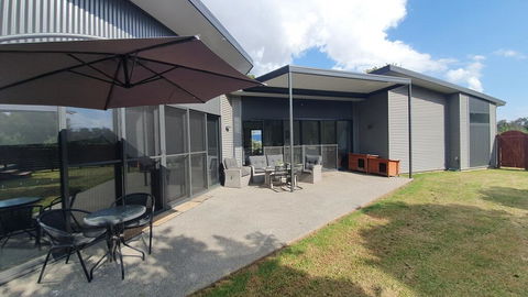 Hoof & Hound Country Escape - Tourism Canberra 0