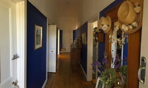 Ivy May Cottage - Tourism Canberra 0