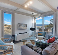 JINDY HOUSE BRAND NEW and STYLISH AMAZING VIEWS - Tourism Canberra