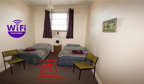 Kaneira Hotel - Tourism Canberra 1