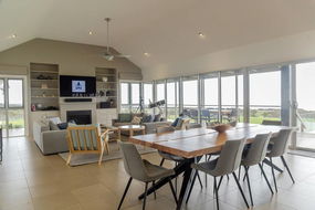 Book Nepean Bay Accommodation Tourism Canberra Tourism Canberra