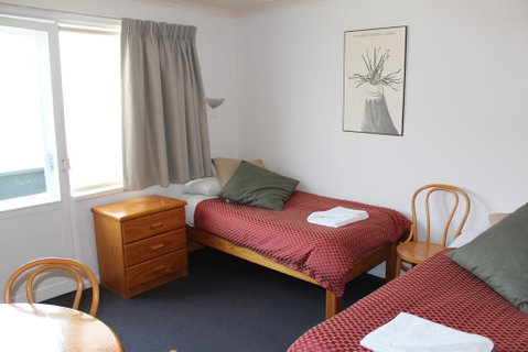Kasees Apartments & Mountain Lodge - Tourism Canberra 3