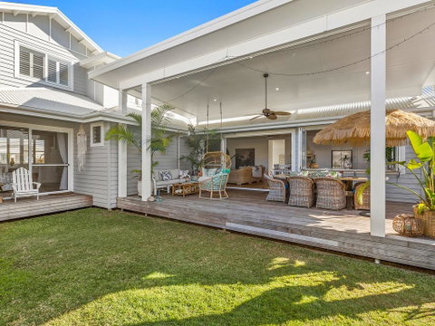 Kia Orana Island Home - Tourism Canberra 1