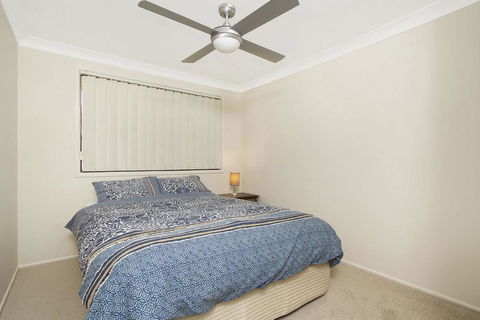 KINGSCLIFF HOLIDAY HOME ON THE HILL - SYD'S VIEW - Tourism Canberra 2