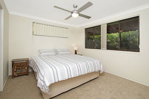 KINGSCLIFF HOLIDAY HOME ON THE HILL - SYD'S VIEW - Tourism Canberra 1