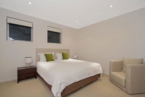 KINGSCLIFF OCEAN VIEW TERRACE BY THE FIGTREE 5 - Tourism Canberra 3
