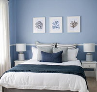 Kinross Cottage - Neat and Stylish Sleeps 9 - Tourism Canberra