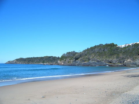 Korora Bay Beach House - Tourism Canberra 0