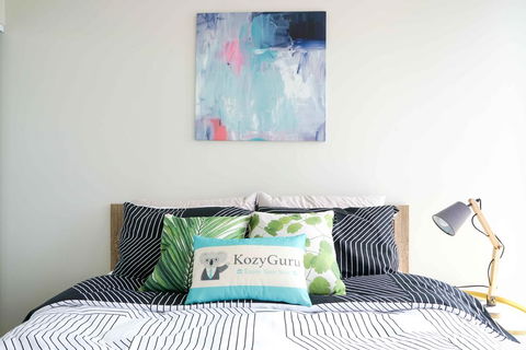 KOZYGURU BRISBANE CITY HIGHRISE 1BED APT SPIRE QBN550-2501 - Tourism Canberra 1