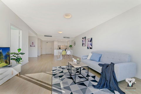 KOZYGURU NORTH RYDE MACQUARIE PARK 2 BEDROOM APT + FREE PARKING NNR009 - Tourism Canberra 0