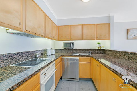 KOZYGURU THE ROCKS HARBOUR BRIDGE VIEW 1 BED APT SWIMMING POOL NTR098 - Tourism Canberra 3