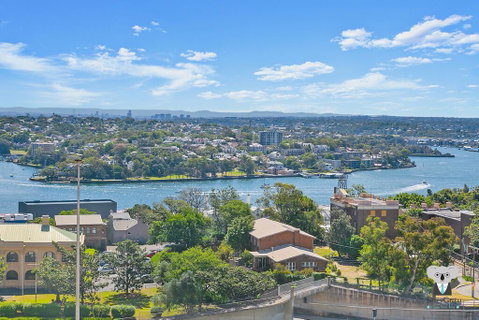 KOZYGURU THE ROCKS HARBOUR BRIDGE VIEW 1 BED APT SWIMMING POOL NTR098 - Tourism Canberra 2