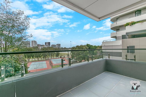 KOZYGURU WOLLI CREEK KOZY 1 BED APT SYDNEY AIRPORT & SYDNEY CBD NWC020 - Tourism Canberra 1