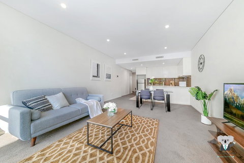 KOZYGURU WOLLI CREEK KOZY 3 BED APT + FREE PARKING NWC009 - Tourism Canberra 3