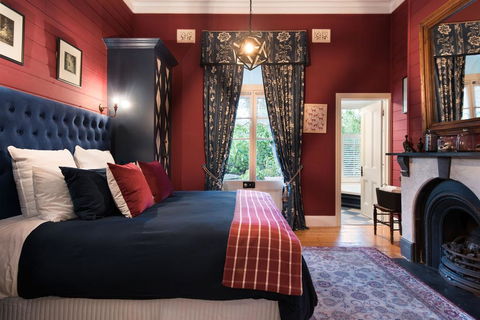Lake Daylesford Country House - Tourism Canberra 1