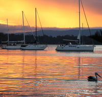 Lakes Edge Cottage - Tourism Canberra