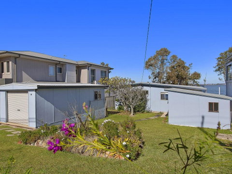Lakes Edge Cottage - Tourism Canberra 2