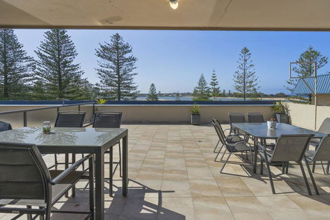 Lakeshore Apartments - Unit 6 - Tourism Canberra 3