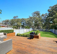 Lakeside Luxury - 13 Lake Street - Tourism Canberra