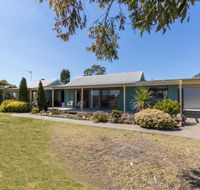 Lakeview - Waterviews on Newlands Arm - Tourism Canberra