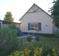 Large 6-Bedroom House with Wifi  Netflix Close to Singleton CBD Hunter Valley - Tourism Canberra