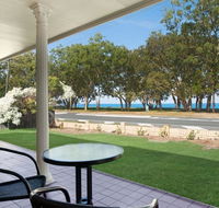 Large family waterfront home with room for a boat - Welsby Pde Bongaree - Tourism Canberra