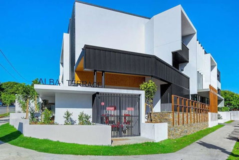 Large Space 2 BED APT Near Brisbane Airport - Tourism Canberra 0
