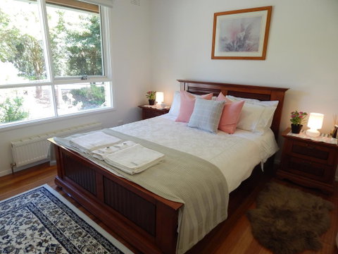 Laurel House - Tourism Canberra 0