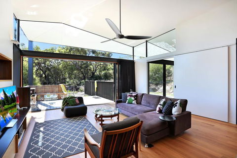 Leaf House - Tourism Canberra 3