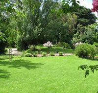 Leafield Cottages - Tourism Canberra