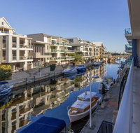 Luxurious Mandurah Marina Apartment - Tourism Canberra