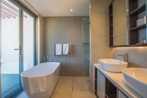 Luxurious Townhouse With Natural Light In Rosebery - Tourism Canberra 2