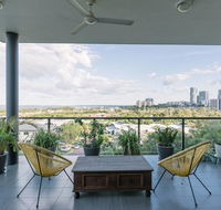 Luxury  Location - Sea Views with Modern Class  - Tourism Canberra