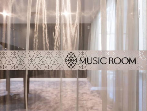 Luxury 1 Bedroom + 1 Study With 1 Parking - Tourism Canberra 3