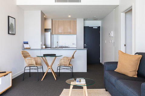 Luxury Beachfront Apartment In Newcastle - Tourism Canberra 2
