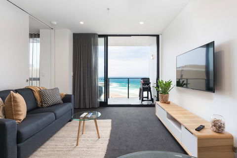 Luxury Beachfront Apartment In Newcastle - Tourism Canberra 0