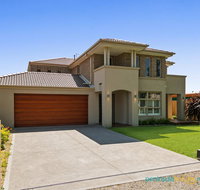 Luxury Coastal Escape - Tourism Canberra
