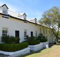 Lythgo's Row Colonial Cottages - Tourism Canberra