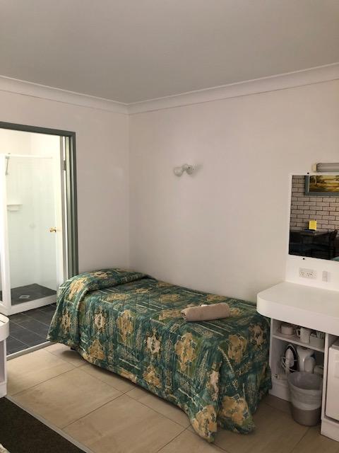 MacQuarie Valley Motor Inn - Tourism Canberra 2