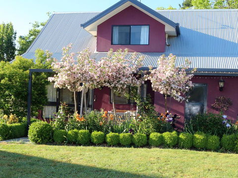 Magenta Cottage - Tourism Canberra 0