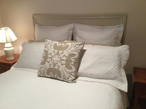 Magnolia Cottage - Tourism Canberra 1