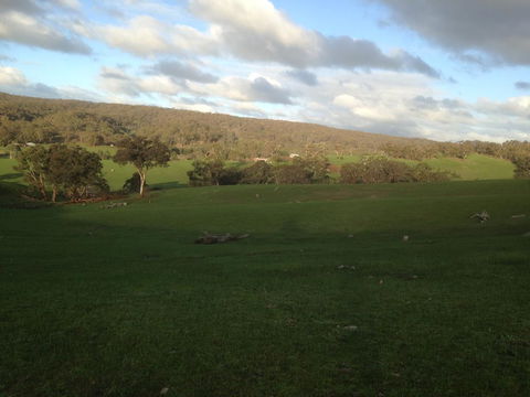 Mancuso Country Cottage Retreat - Tourism Canberra 0