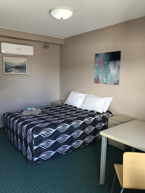 Manning River Motel - Tourism Canberra 0