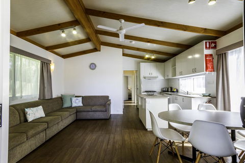 Mannum Riverside Caravan Park - Tourism Canberra 2