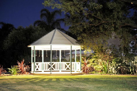 McNevins Tamworth Motel - Tourism Canberra 3