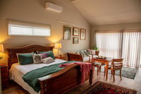 Meander Retreat