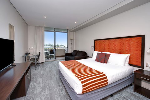 Mercure Centro Port Macquarie - Tourism Canberra 3