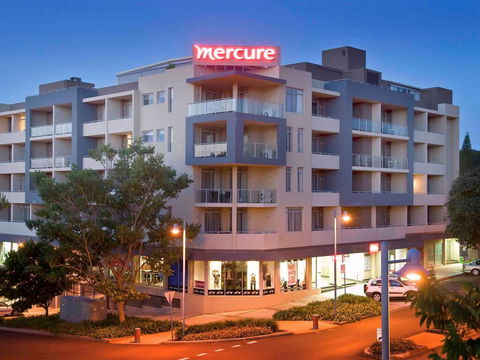 Mercure Centro Port Macquarie - Tourism Canberra 0